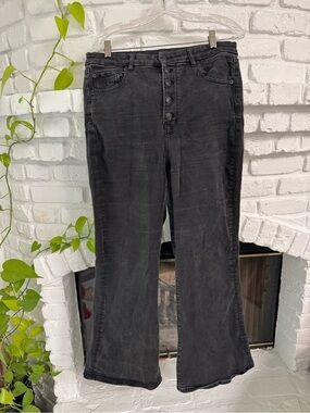 American Eagle Black High-Rise Flare Jeans